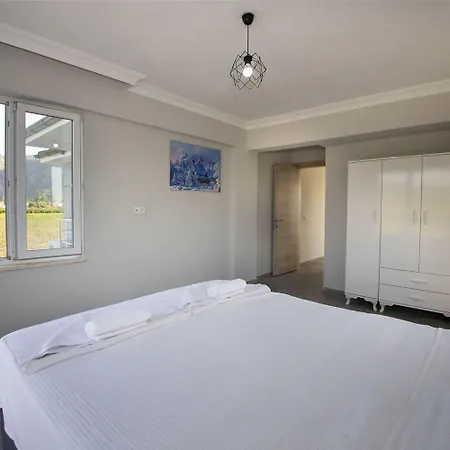 Villa Dogakent 4 *